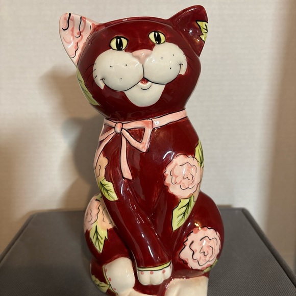 Other - Vintage Ganz Bella Casa Ceramic Cat Shaped Maroon Flower Rose Painted Vase